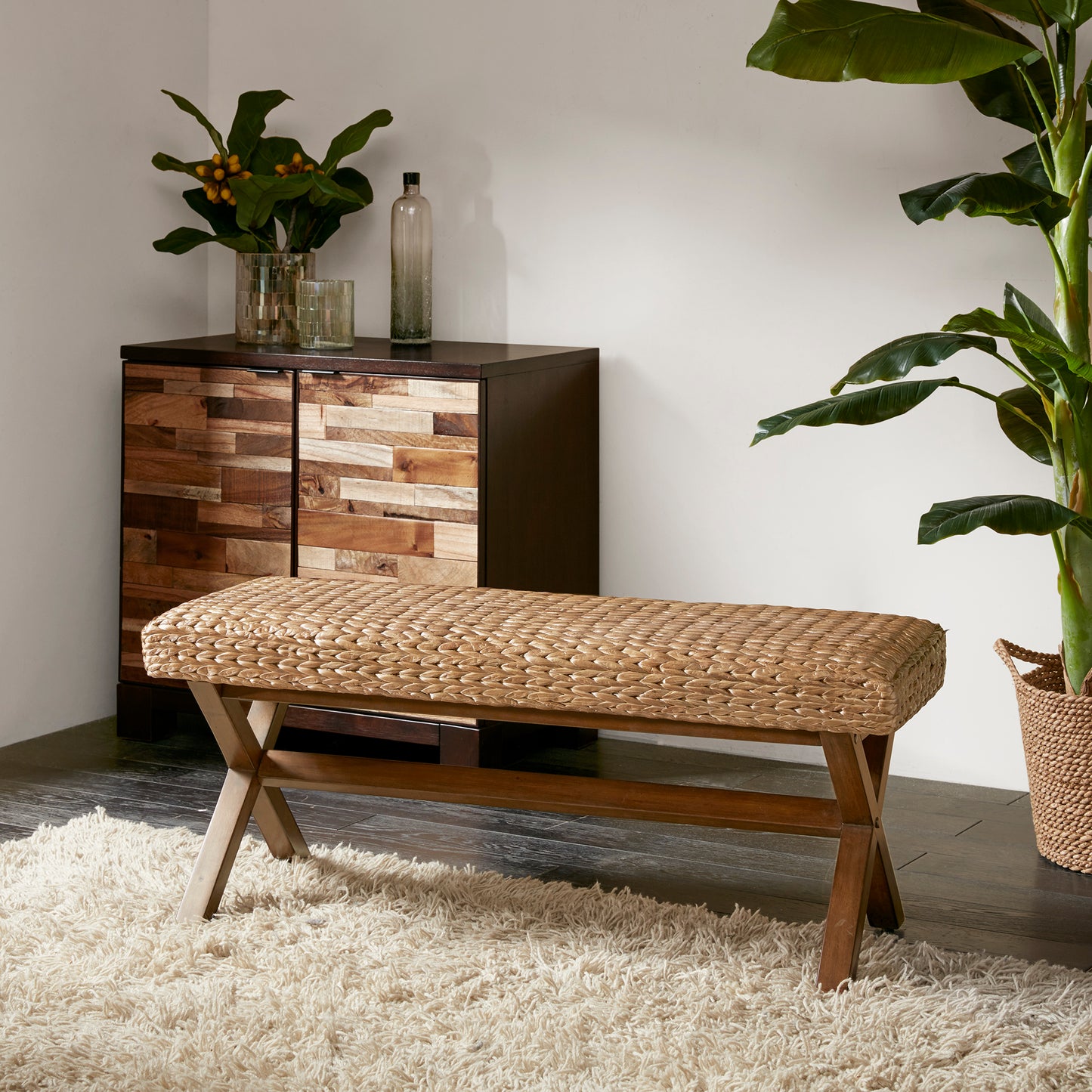 INK+IVY Seadrift Hand-woven Water Hyacinth Accent Bench