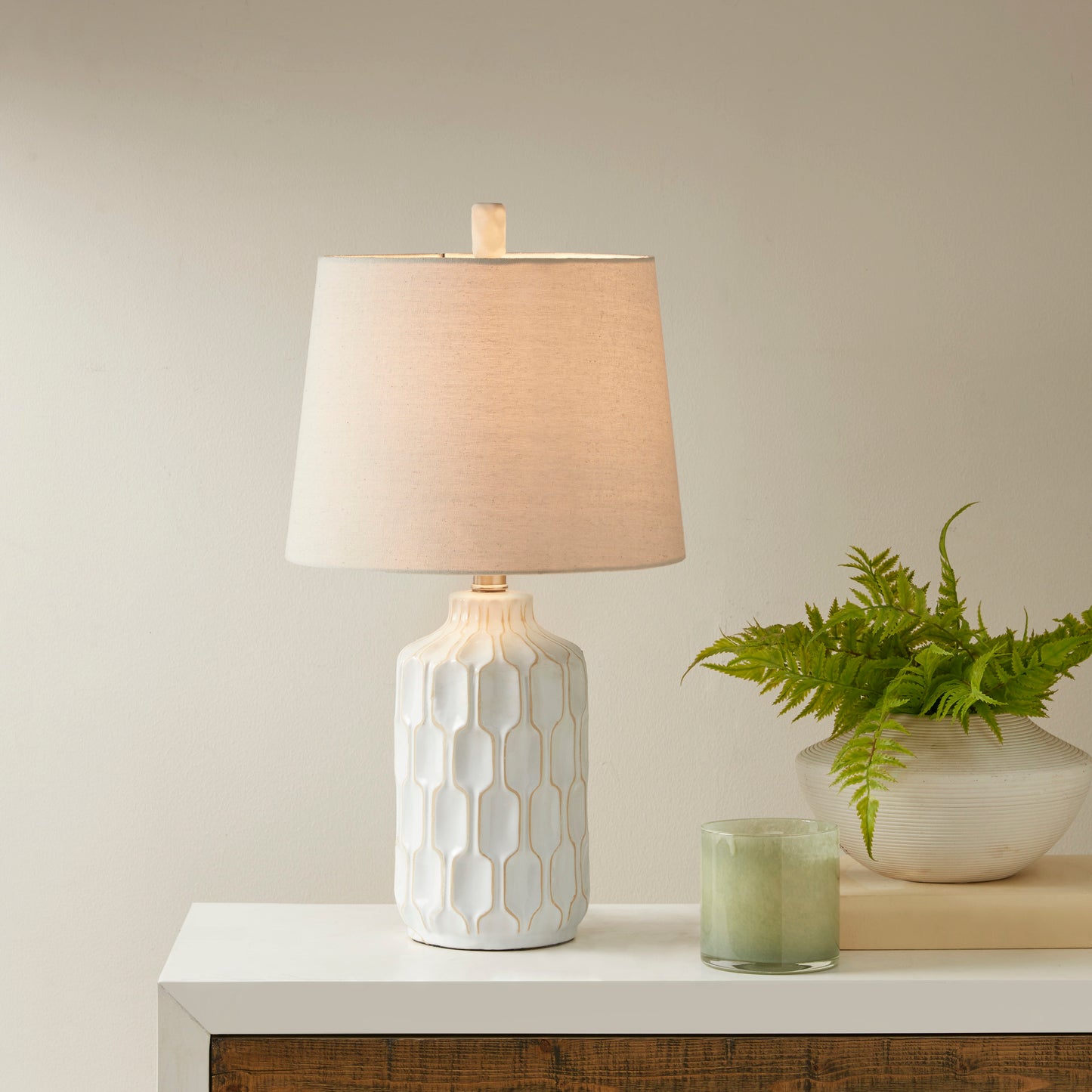 INK+IVY Ceramic Table Lamp