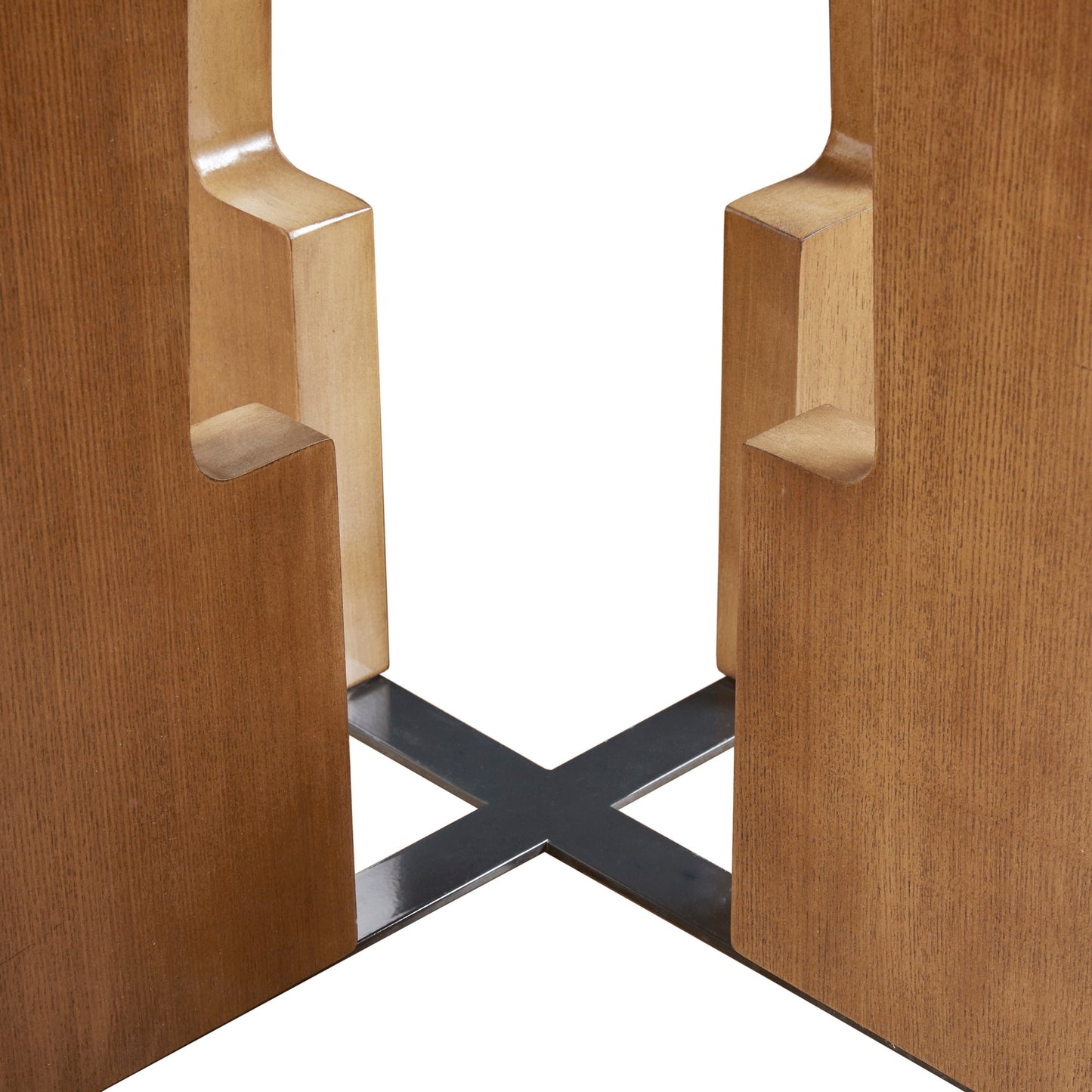 INK+IVY 44" Round Dining Table