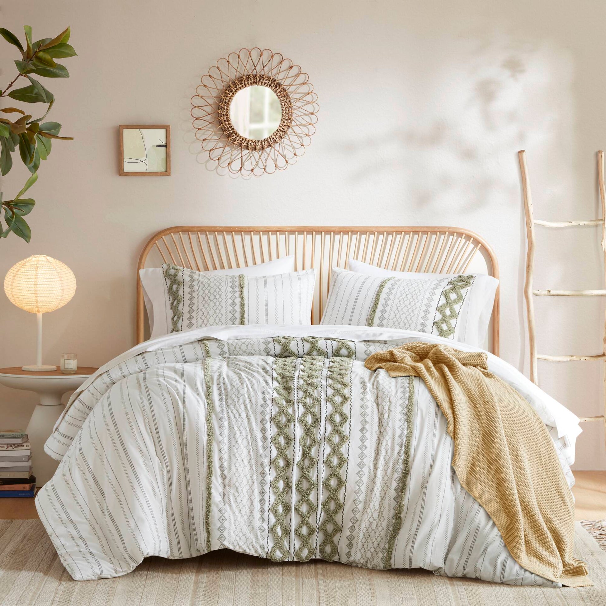 INK+IVY Cotton Printed Duvet Cover Set with Chenille