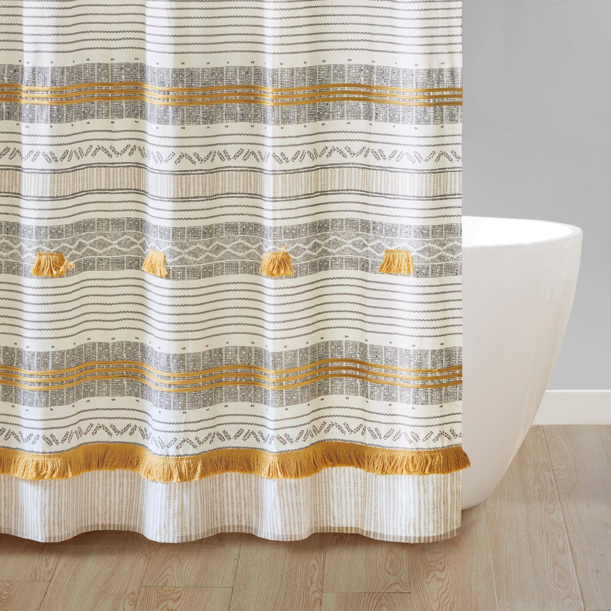 INK+IVY Cotton Stripe Printed Shower Curtain with Tassel