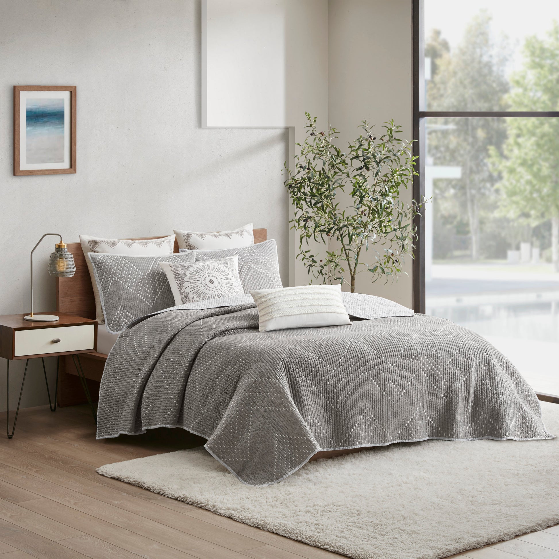 INK+IVY 3 Piece Embroidered Cotton Quilt Set