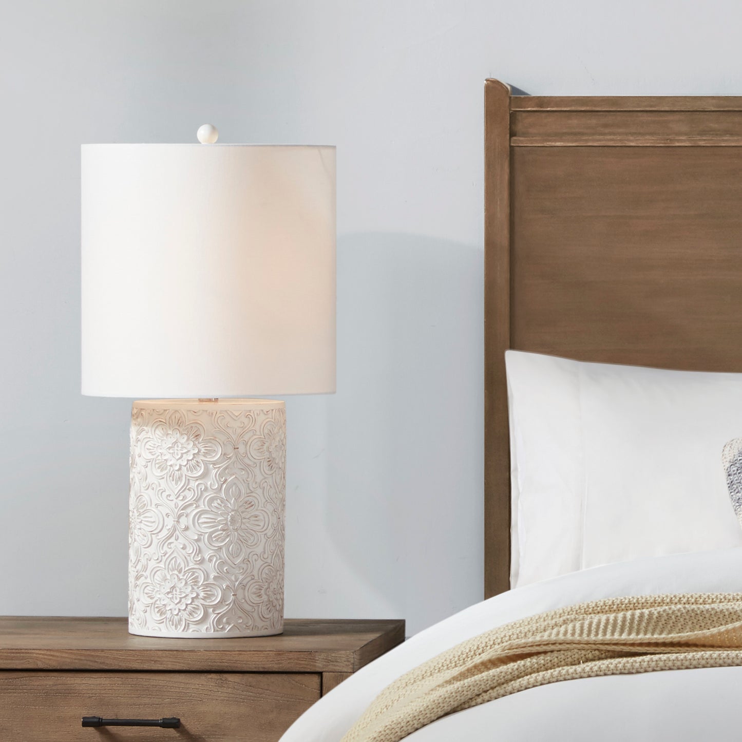 INK+IVY Embossed Floral Resin Table Lamp