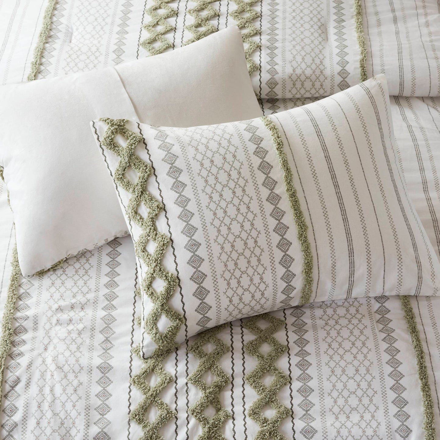 INK+IVY Cotton Printed Comforter Set with Chenille