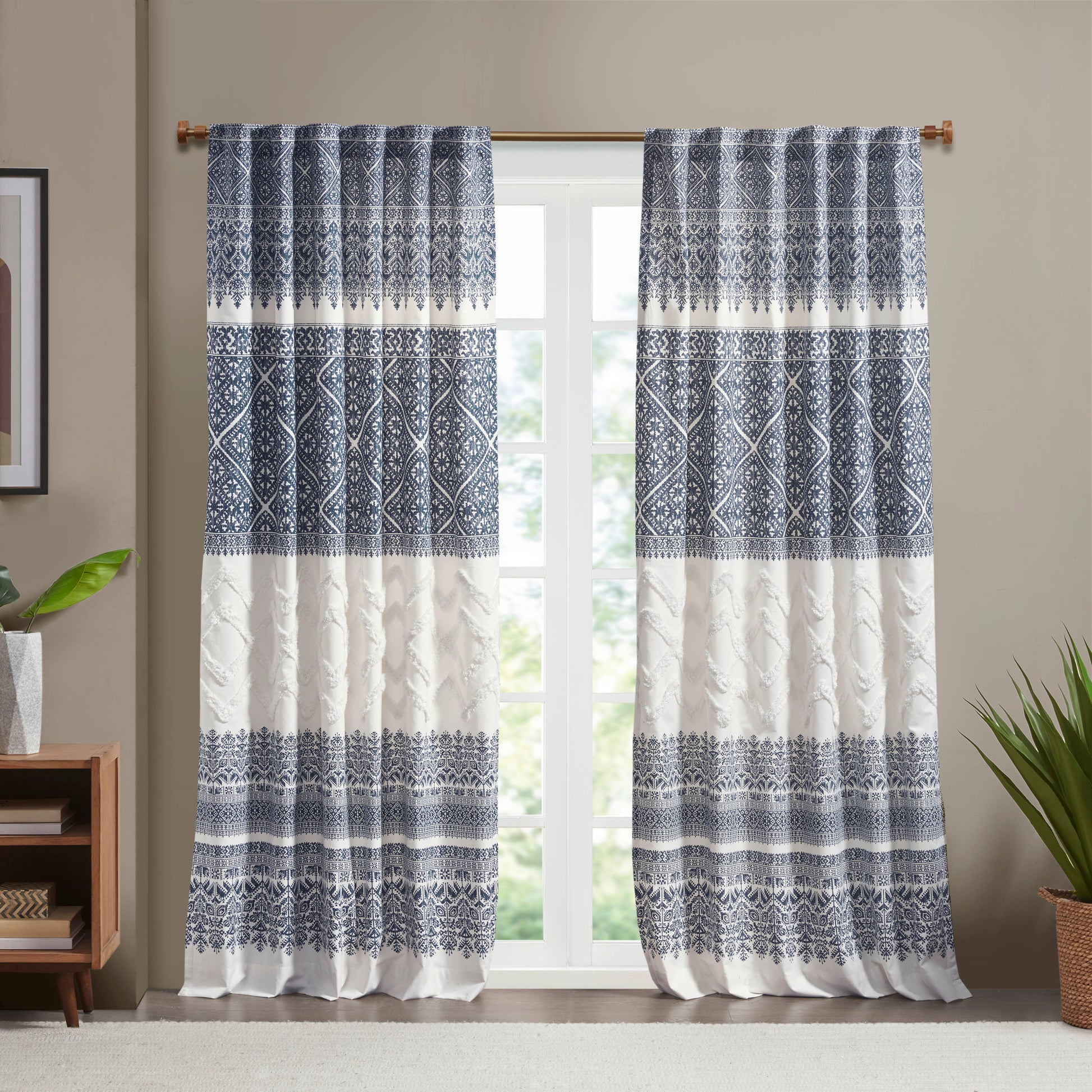 INK+IVY Cotton Printed Curtain Panel with Chenille detail and Lining