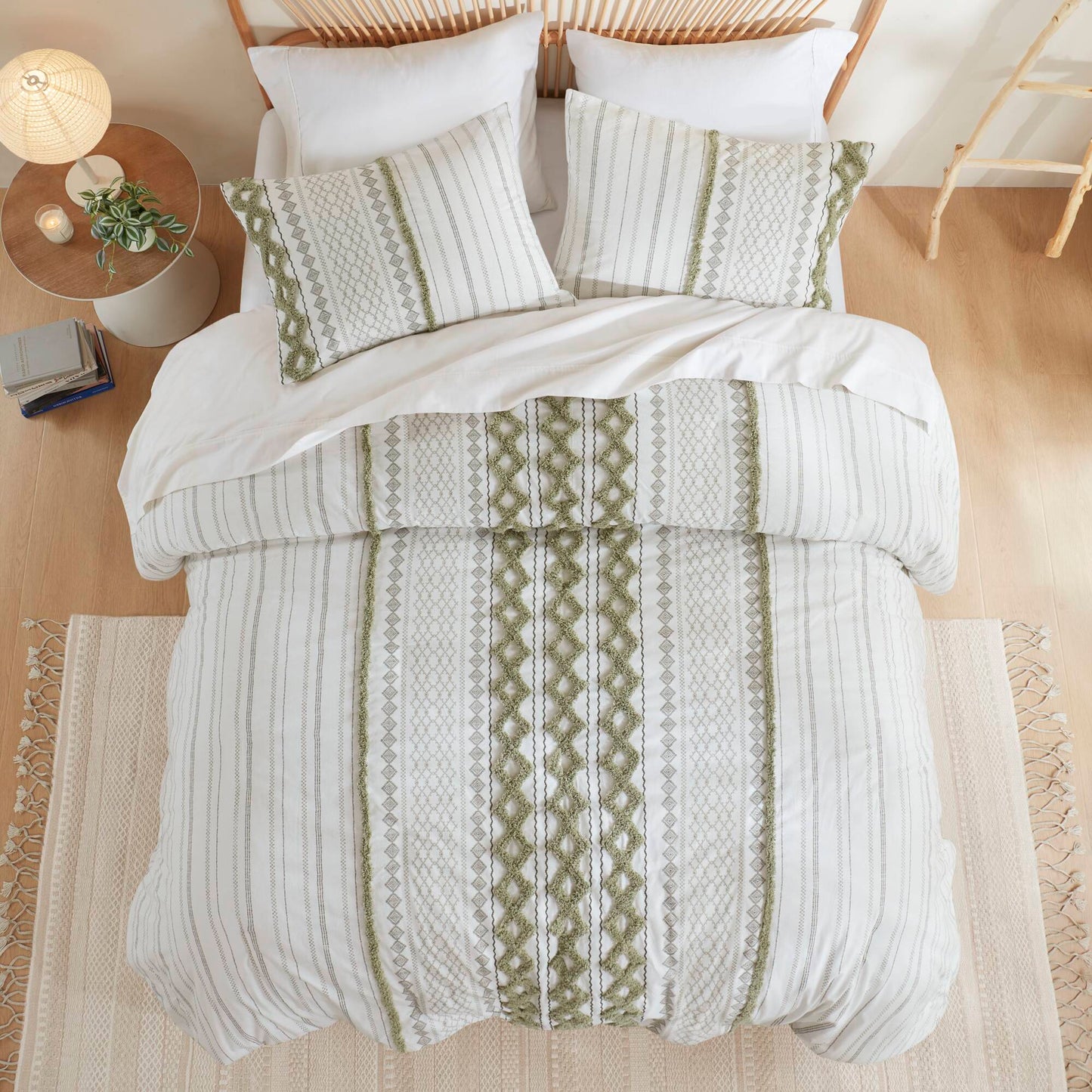 INK+IVY Cotton Printed Duvet Cover Set with Chenille