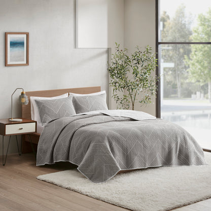 INK+IVY 3 Piece Embroidered Cotton Quilt Set
