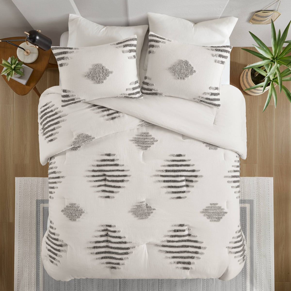 Tahli 3-Piece Cotton Blend Chenille Comforter Set