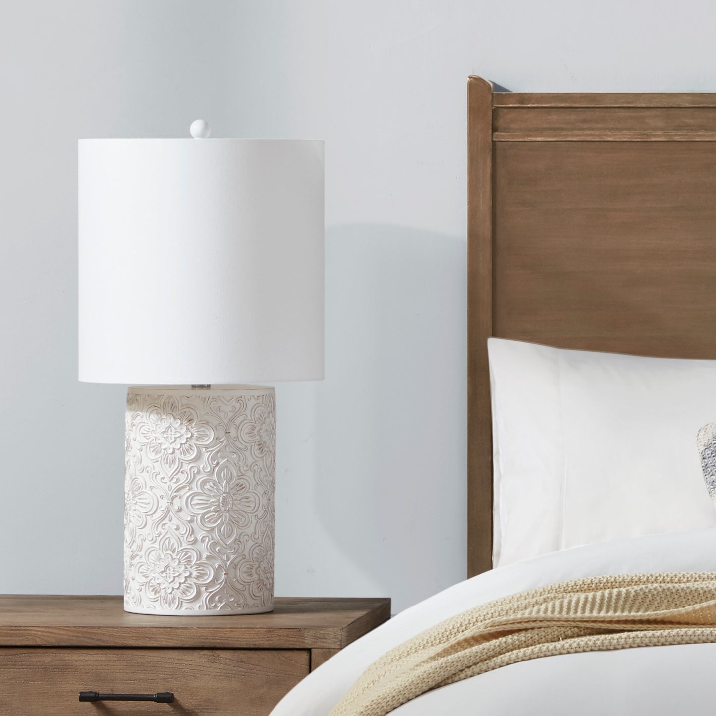 INK+IVY Embossed Floral Resin Table Lamp