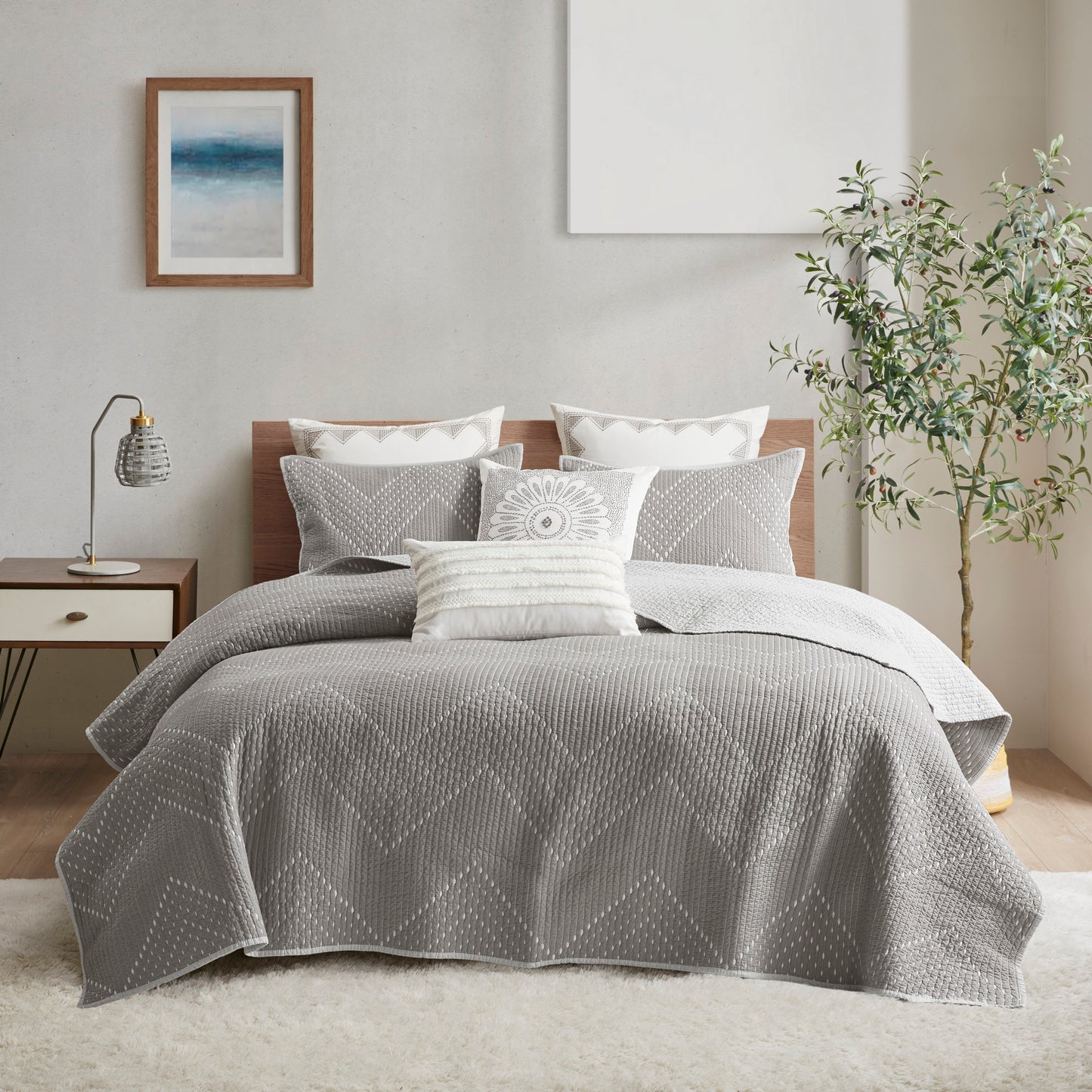 INK+IVY 3 Piece Embroidered Cotton Quilt Set