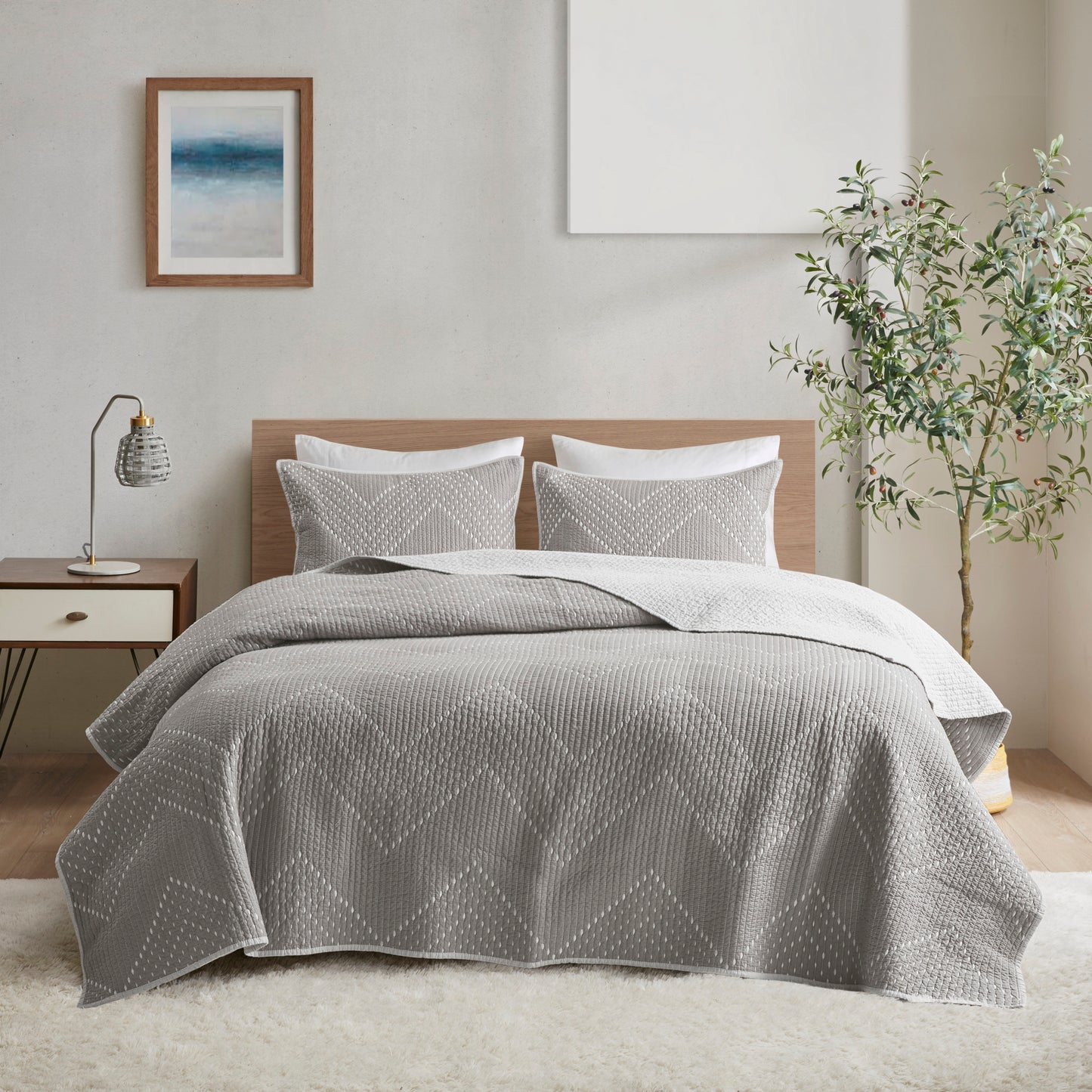 INK+IVY 3 Piece Embroidered Cotton Quilt Set