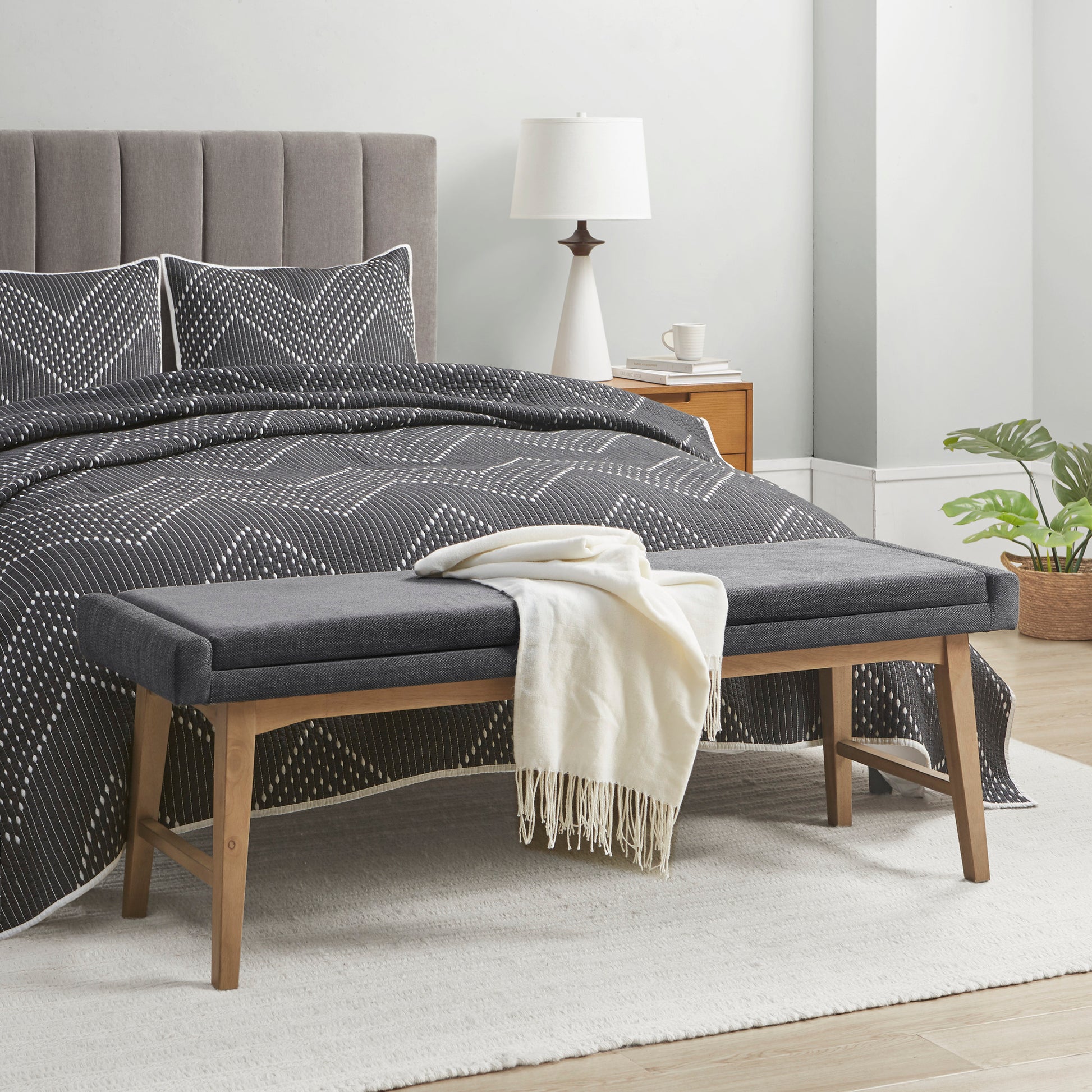 INK+IVY Accent Bench