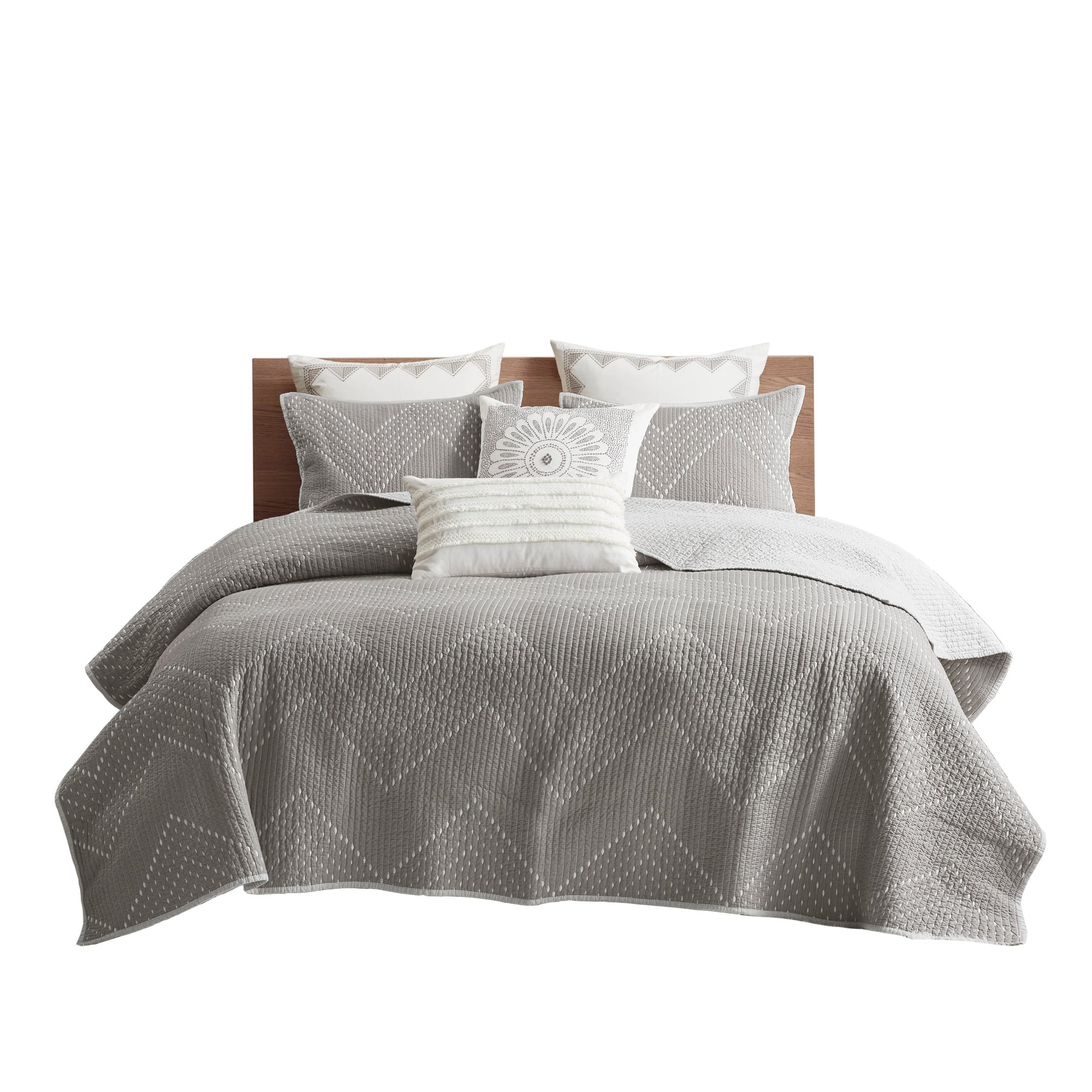 INK+IVY 3 Piece Embroidered Cotton Quilt Set