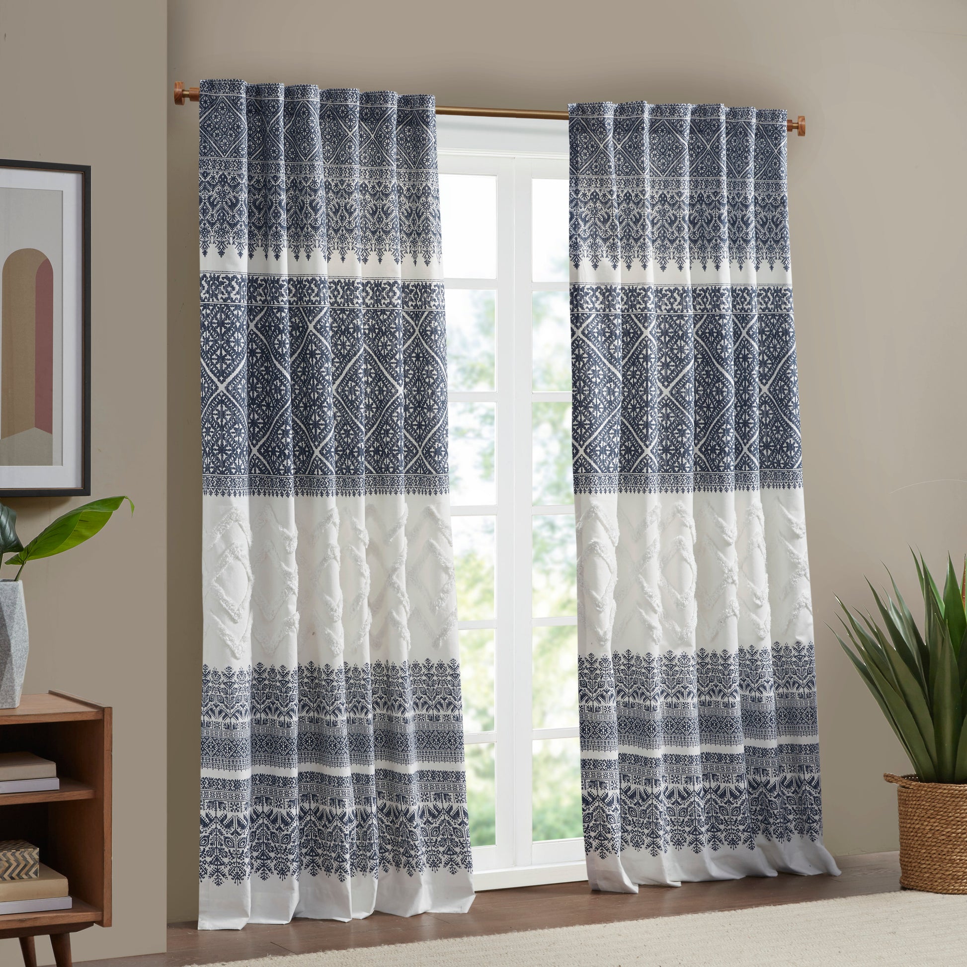 INK+IVY Cotton Printed Curtain Panel with Chenille detail and Lining