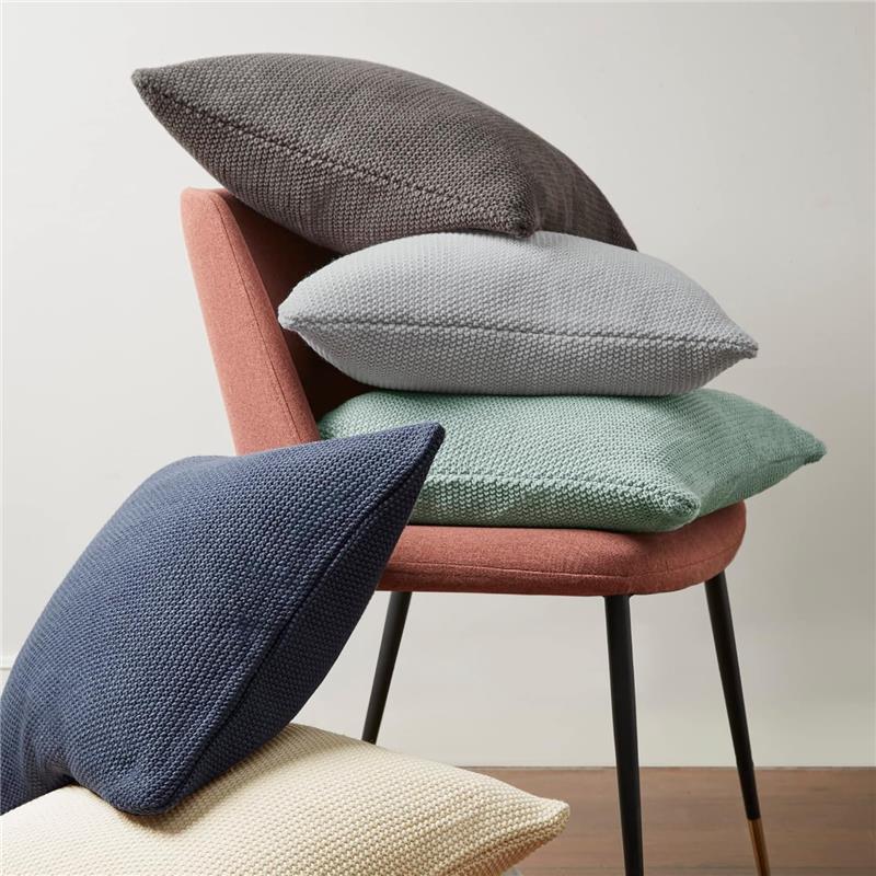 🎁 Bree Knit Square Pillow Cover (100% off)